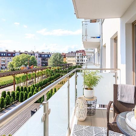 Apartament "Anna" - Kwartal Rozy Wiatrow, 15 Min Spacerem Od Plazy Świnoujście Extérieur photo