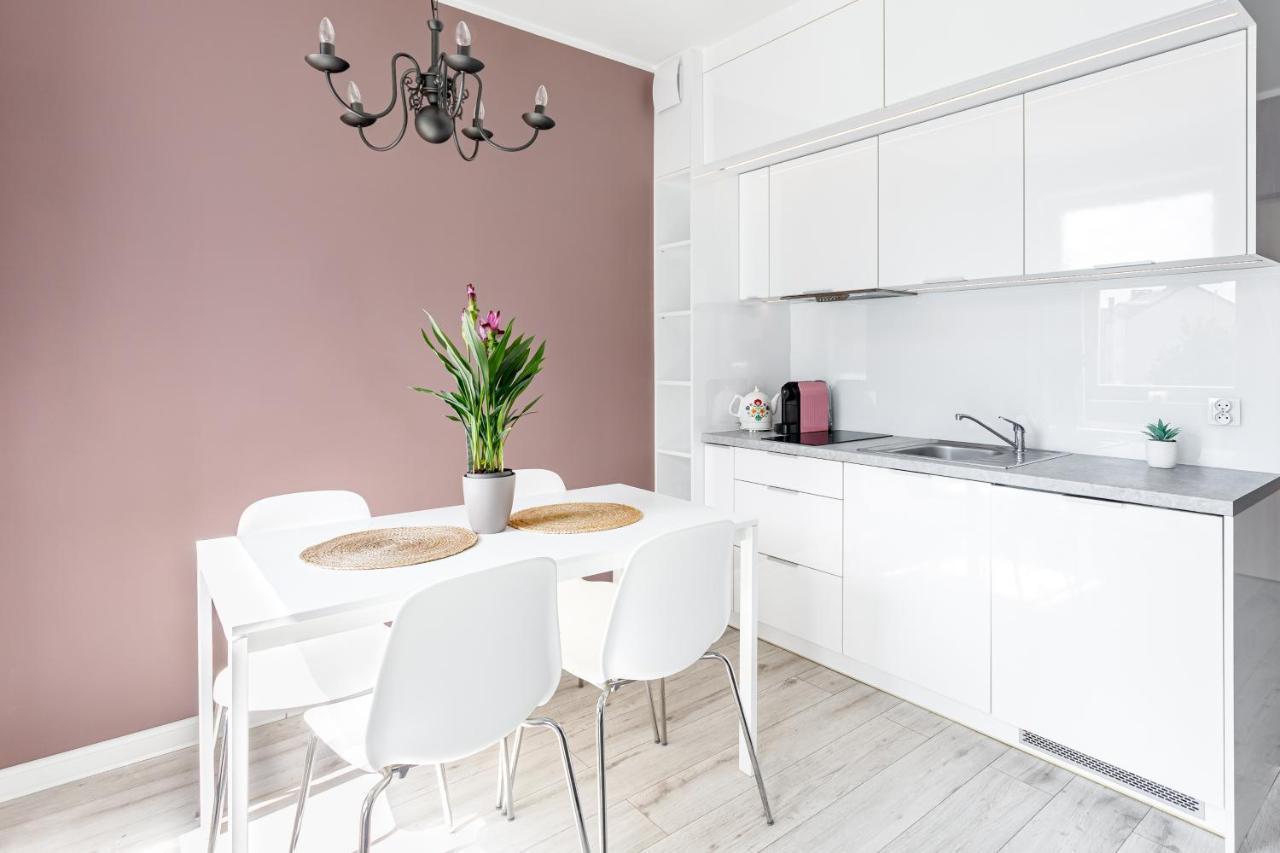 Apartament "Anna" - Kwartal Rozy Wiatrow, 15 Min Spacerem Od Plazy Świnoujście Extérieur photo