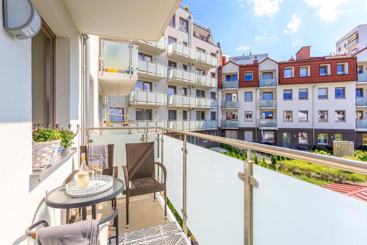 Apartament "Anna" - Kwartal Rozy Wiatrow, 15 Min Spacerem Od Plazy Świnoujście Extérieur photo